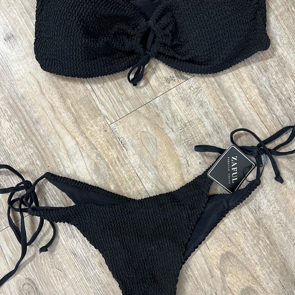 Zaful Black Textured Bikini with Tie-Side Bottoms